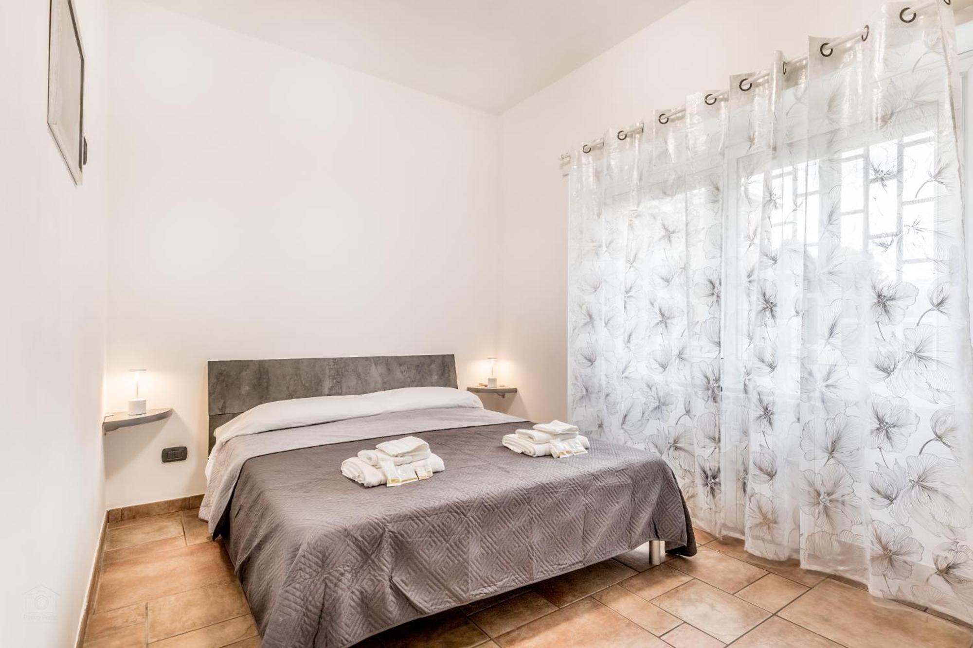 Metro C - Casilino Apartment ローマ エクステリア 写真